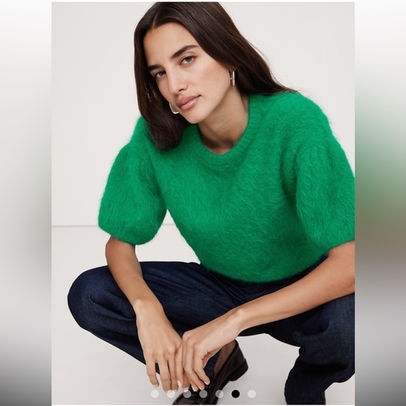 NWT Banana Republic FUZZY ALPACA-BLEND PUFF-SLEEVE SWEATER - Picture 2 of 4